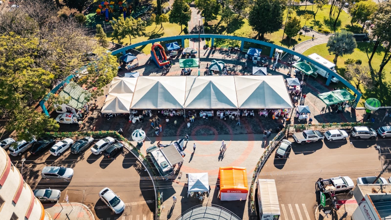 Feirão do MEI movimenta a praça central e impulsiona economia local